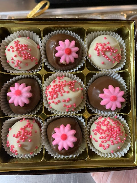 It's a Girl! 9 Piece box of truffles