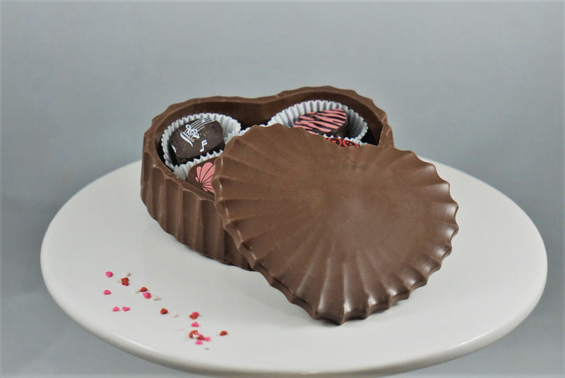 Medium Chocolate Scallop-Top Truffle Box