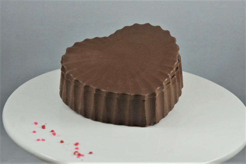 Medium Chocolate Scallop-Top Truffle Box