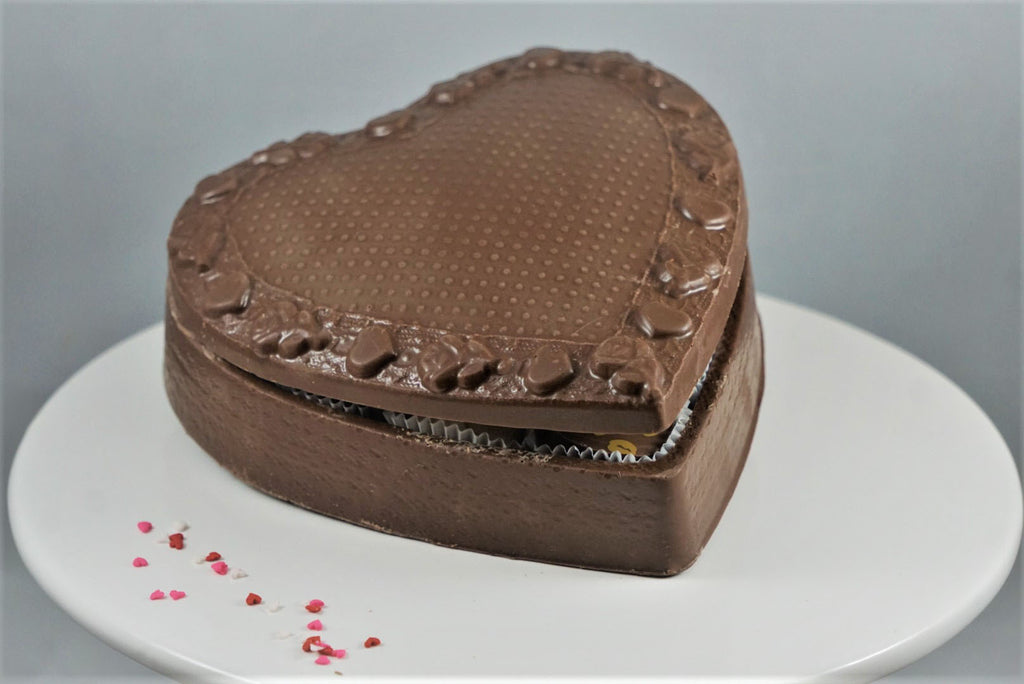 Medium Chocolate Lace-Top Truffle Box