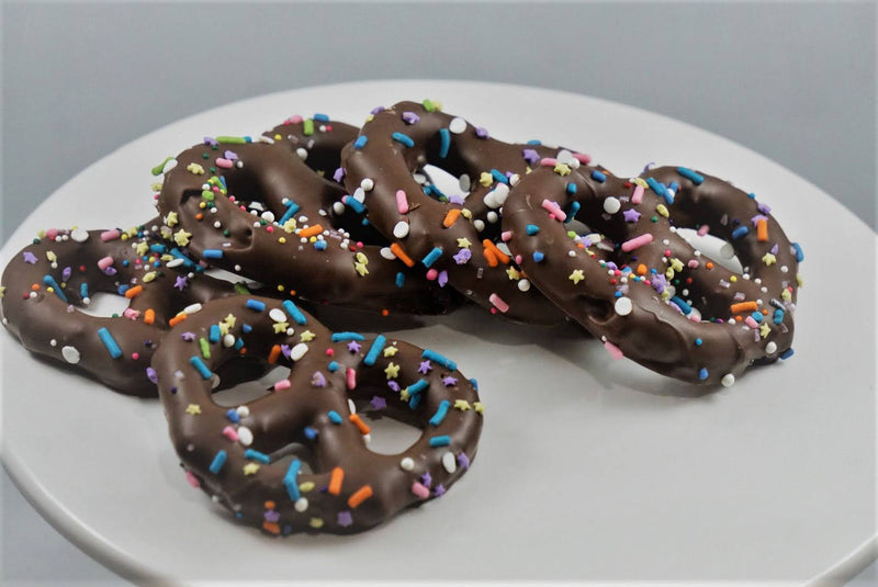 Chocolate Dipped Easter Pretzels